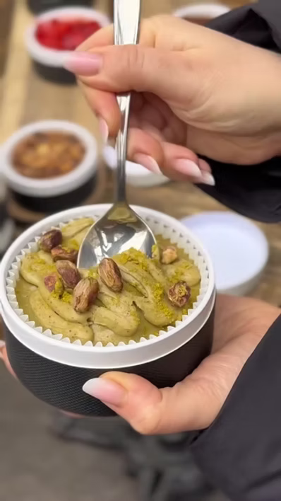 The Chic Bake Box, the bake-to-serve box behind the basque cheesecake trend